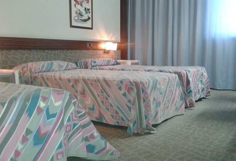 Meditur Hotel Cagliari Santa Maria  | Cagliari | Sardegna | Italia 13