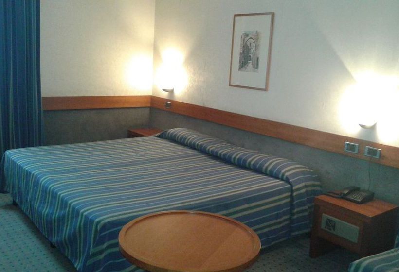 Meditur Hotel Cagliari Santa Maria  | Cagliari | Sardegna | Italia 16