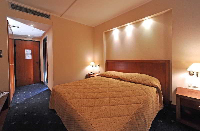 Hotel Cavalieri Park  | Altopascio | Lucca | Italia 12