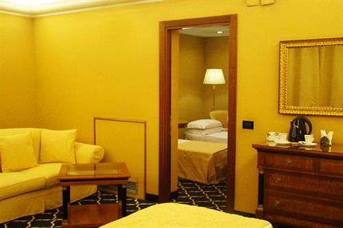 Hotel Ramada Naples  | Napoli | Napoli | Italia 17