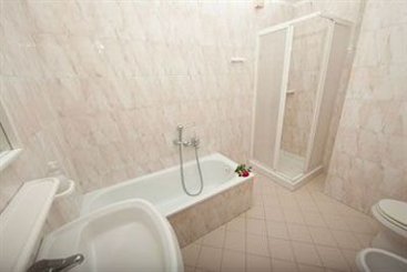 Hotel Gambrinus  | Abbadia san Salvatore | Siena | Italia 17