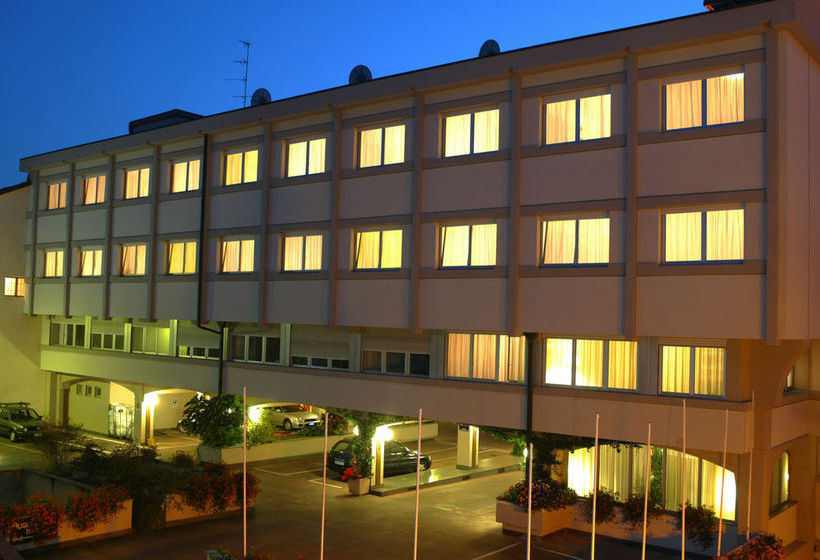 Hotel Augustus  | Biella | Biella | Italia 15