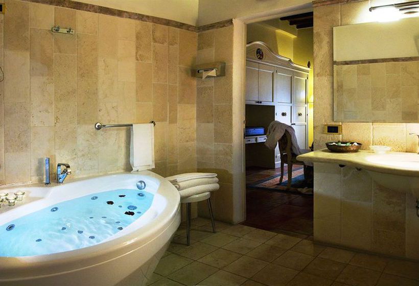 Hotel Castello Di Leonina  | Asciano | Siena | Italia 1