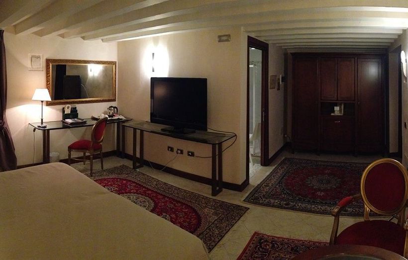 Hotel Liassidi Palace  | Venezia | Venezia | Italia 20