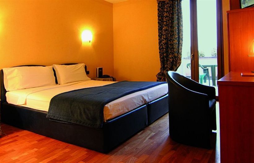 Hotel Sirio  | Dormelletto | Novara | Italia 1