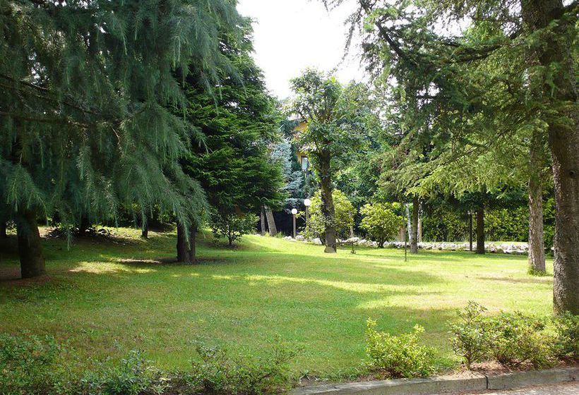 Hotel La Perla  | Varallo Pombia | Novara | Italia 8