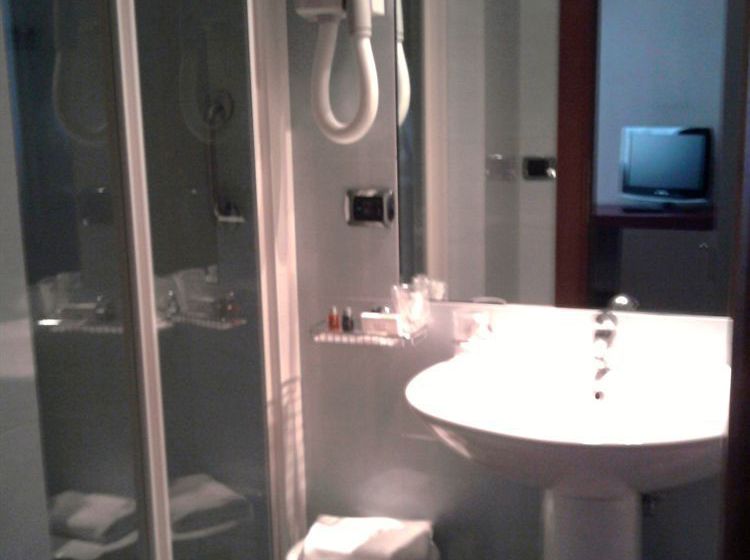 Hotel Magri's  | Napoli | Napoli | Italia 7