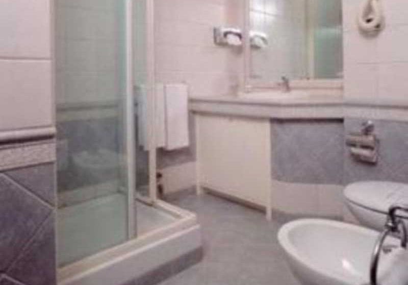 Hotel Les Chambres D'or  | Roma | Roma | Italia 12