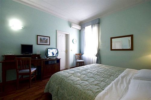 Hotel Bed & Breakfast All Comfort Astoria Palace   | Roma | Roma | Italia 15