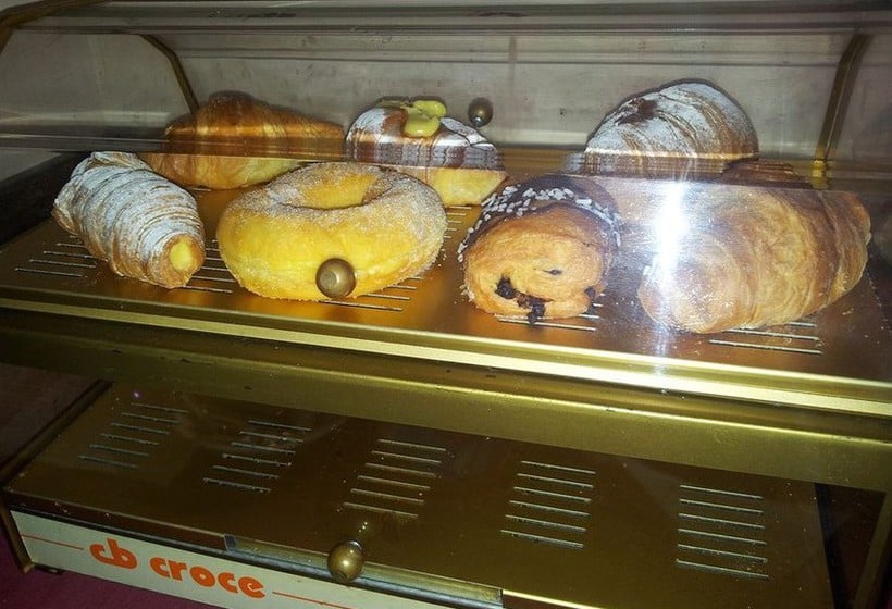 Hotel Rodrigo De Vivar  | Ostia Antica | Roma | Italia 14