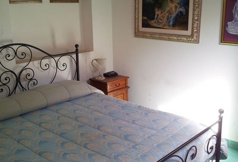 Hotel Rodrigo De Vivar  | Ostia Antica | Roma | Italia 19