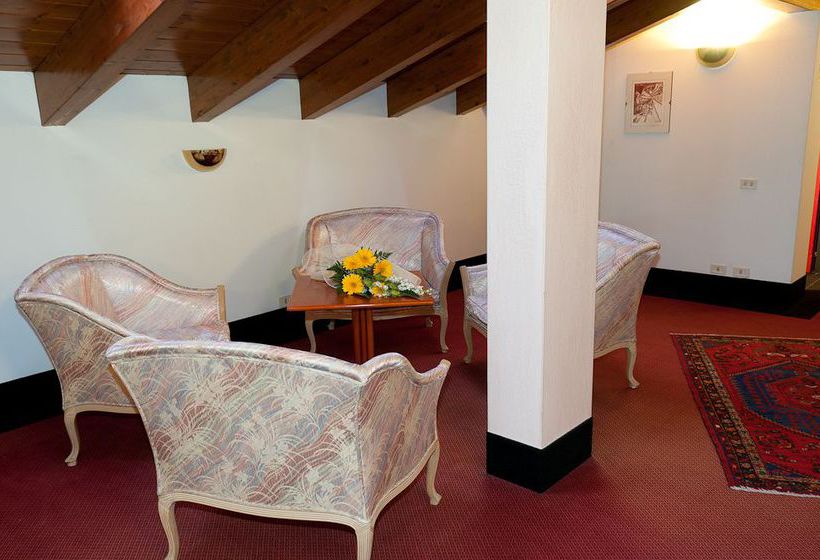 Hotel Villa Isabela  | Santa Maria di Sala | Venezia | Italia 12