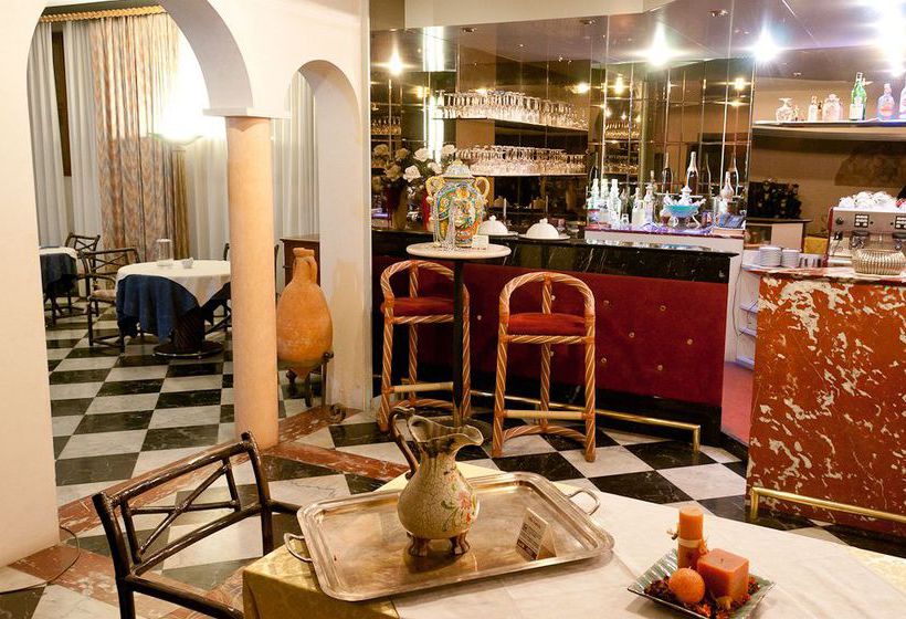 Hotel Villa Isabela  | Santa Maria di Sala | Venezia | Italia 16