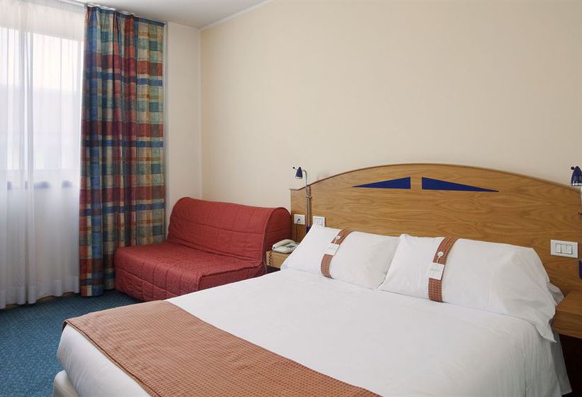 Hotel Express By Holiday Inn Foligno  | Foligno | Perugia | Itália 12