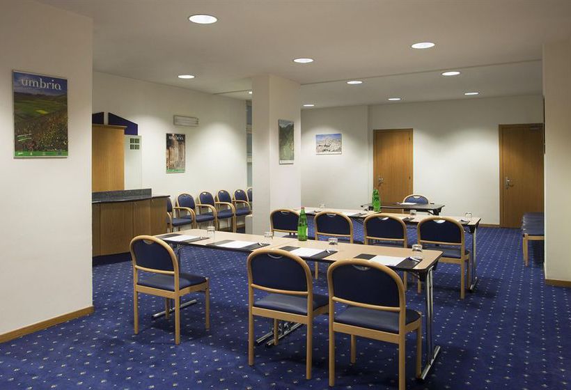 Hotel Express By Holiday Inn Foligno  | Foligno | Perugia | Itália 7