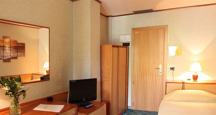 Minotel Marittima  | Rimini | Rimini | Italia 9