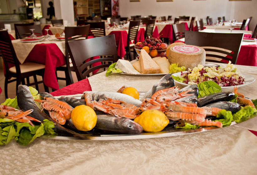 Hotel Pigalle  | Forte dei Marmi | Lucca | Italy 10