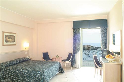 Ora Hotels Capomulini  | Acireale | Catania | Italia 10
