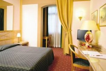 Hotel Polo  | Usmate Velate | Monza e Brianza | Italia 7