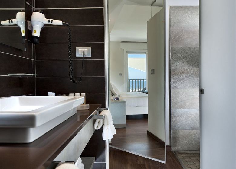 Yes Hotel Touring  | Miramare | Rimini | Italia 18