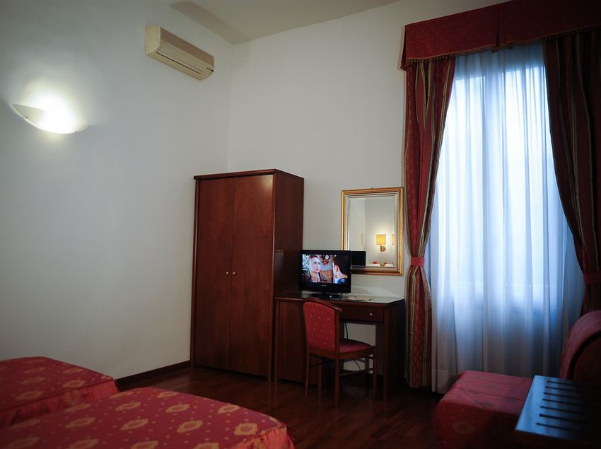 Bed and Breakfast Sestosenso Suites  | Campiglia Marittima | Livorno | Italy 14