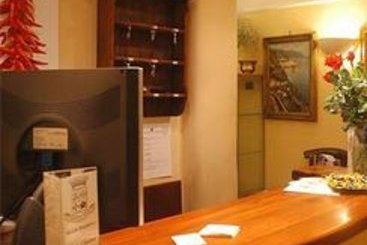 Bed and Breakfast Bed&Breakfast Conte Cavour  | Napoli | Napoli | Italia 2