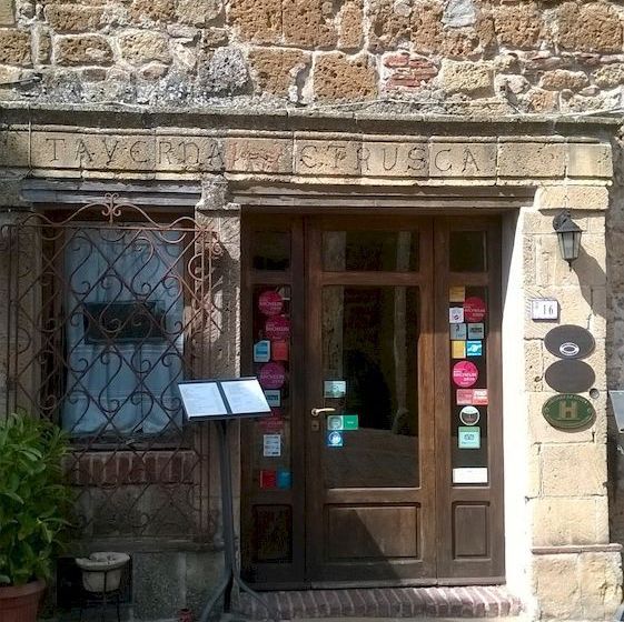 Hotel Scilla e Locanda della Taverna Etrusca  | Sovana | Grosseto | Italia 5