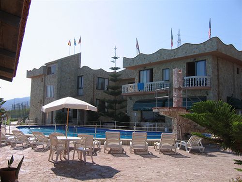 Hotel La Playa Blanca  | Santo Stefano di Camastra | Messina | Italia 10