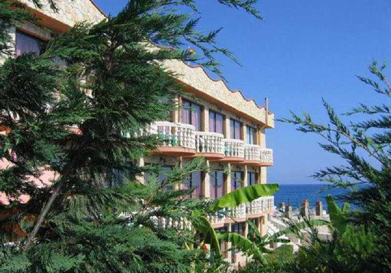 Hotel La Playa Blanca  | Santo Stefano di Camastra | Messina | Italia 12