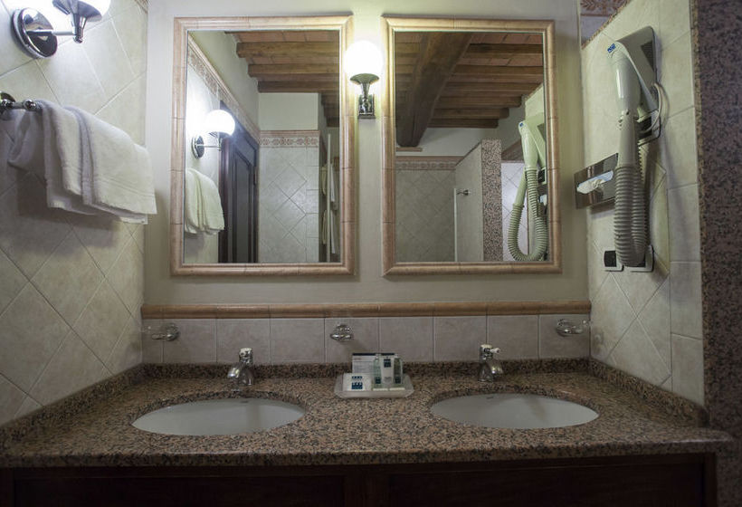 Hotel Una Palazzo Mannaioni  | Montaione | Florence | Italy 11