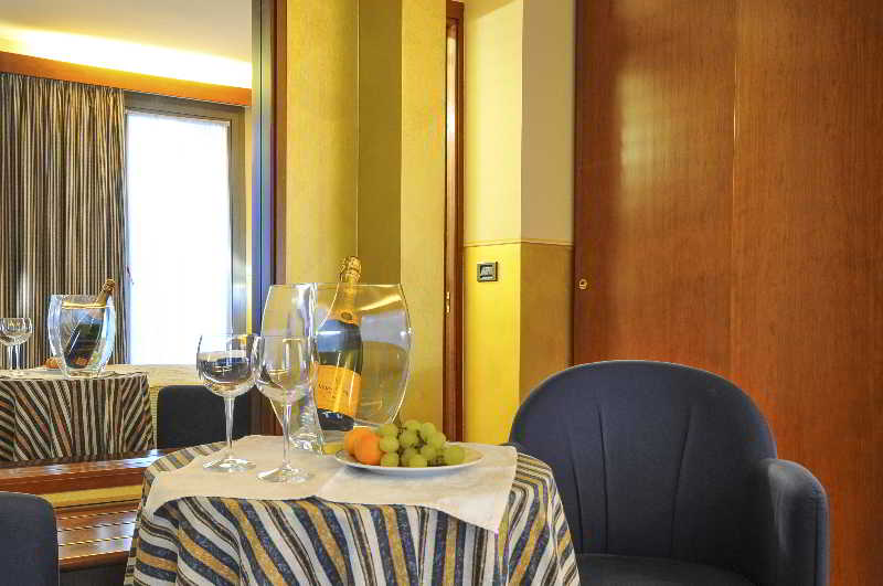 Hotel Enrichetta  | Desenzano del Garda | Brescia | Italia 3