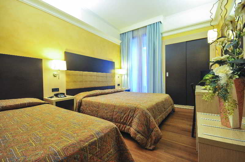 Hotel Enrichetta  | Desenzano del Garda | Brescia | Italia 6