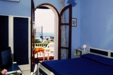 Hotel Porto Azzurro Mesina