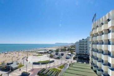 Hotel Baltic  | Riccione | Rimini | Italia 9