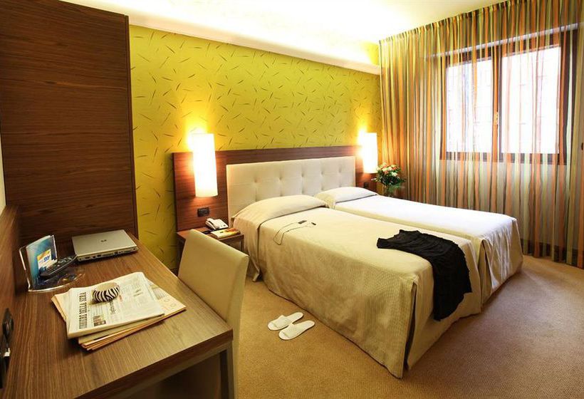 Hotel Des Etrangers  | Milano | Milano | Italia 1