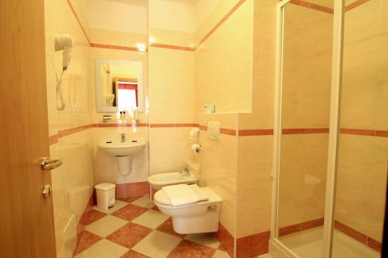 Hotel Regina  | Gravedona | Como | Italia 10