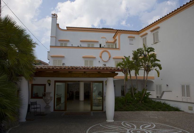 Hotel Tramonto D'oro