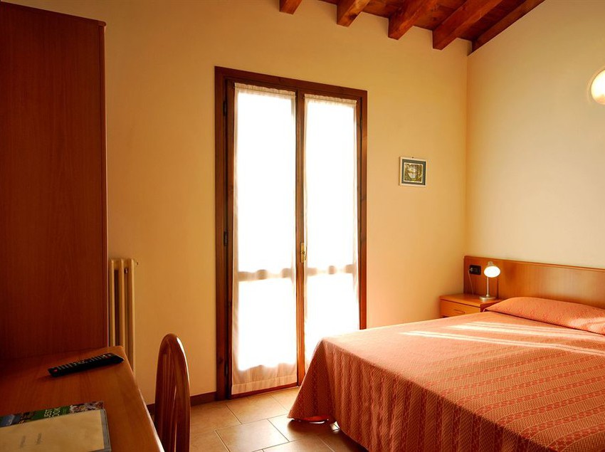 Hotel Eden  | Salo | Brescia | Italia 8