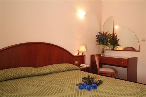 Hotel Porto Azzurro  | Sirmione | Brescia | Italia 15