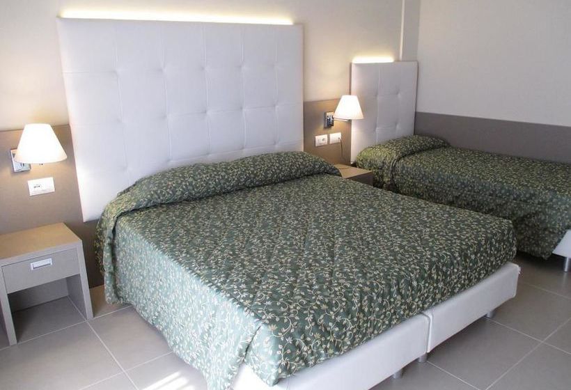 Hotel Holiday  | Sirmione | Brescia | Italy 1