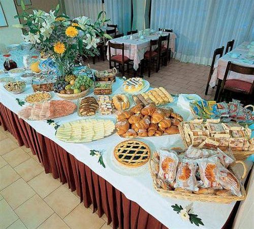 Hotel Holiday  | Sirmione | Brescia | Italy 16