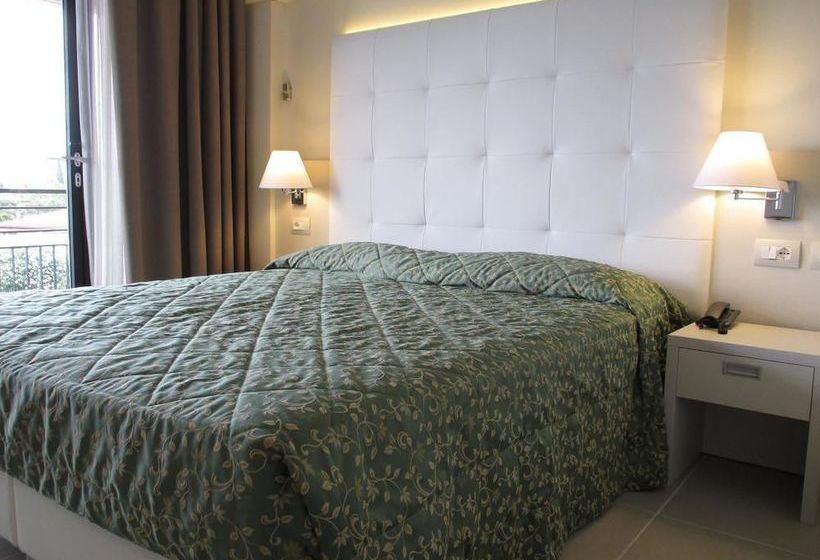 Hotel Holiday  | Sirmione | Brescia | Italy 2