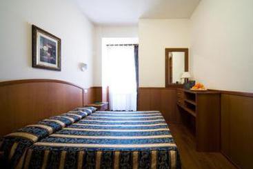 Hotel Rossini  | Pesaro | Pesaro e Urbino | Italia 4