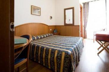 Hotel Rossini  | Pesaro | Pesaro e Urbino | Italia 6