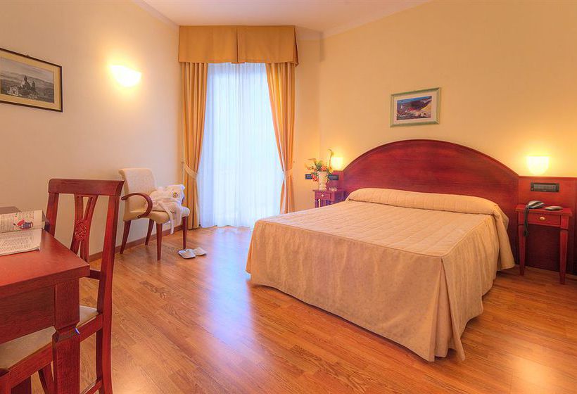 Hotel Recina  | Montecassiano | Macerata | Italia 1