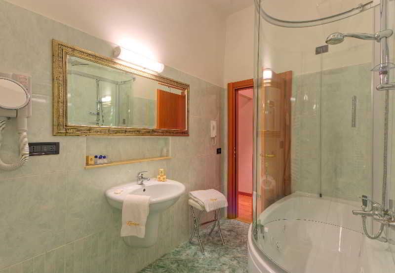 Hotel Recina  | Montecassiano | Macerata | Italia 8