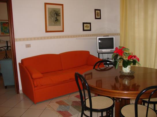 Politeam Affitti  | Palermo | Palermo | Italia 14