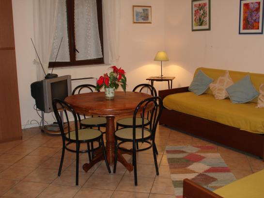 Politeam Affitti  | Palermo | Palermo | Italia 7