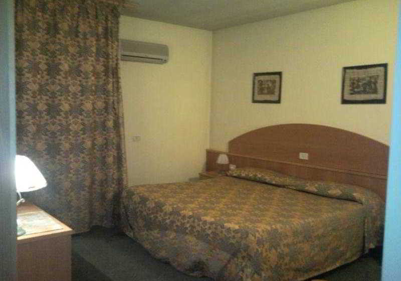 Hotel Ascot Lodging  | Cardano al Campo | Varese | Italia 20