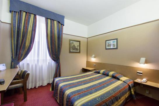 Hotel Plaza  | San Martino Siccomario | Pavia | Italia 18